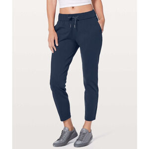 Lululemon On The Fly‎ Pant 28 Womens 4 Navy Drawstring Elastic Waist Athleisure